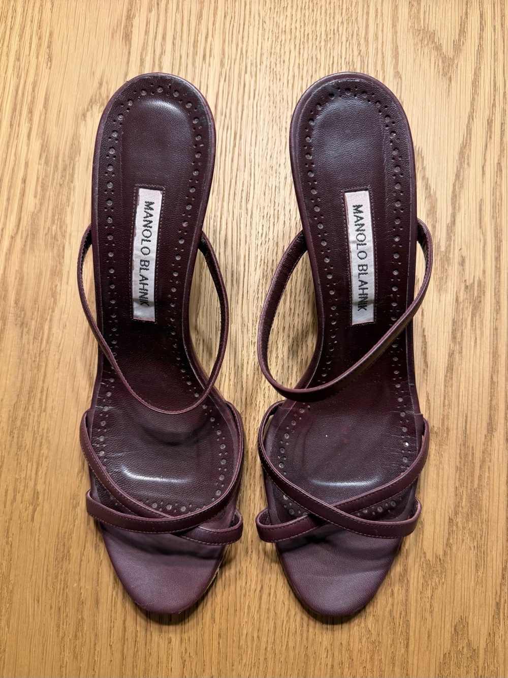 Manolo Blahnik Burgundy Strappy Leather Heeled Sandals - Picture 2 of 3
